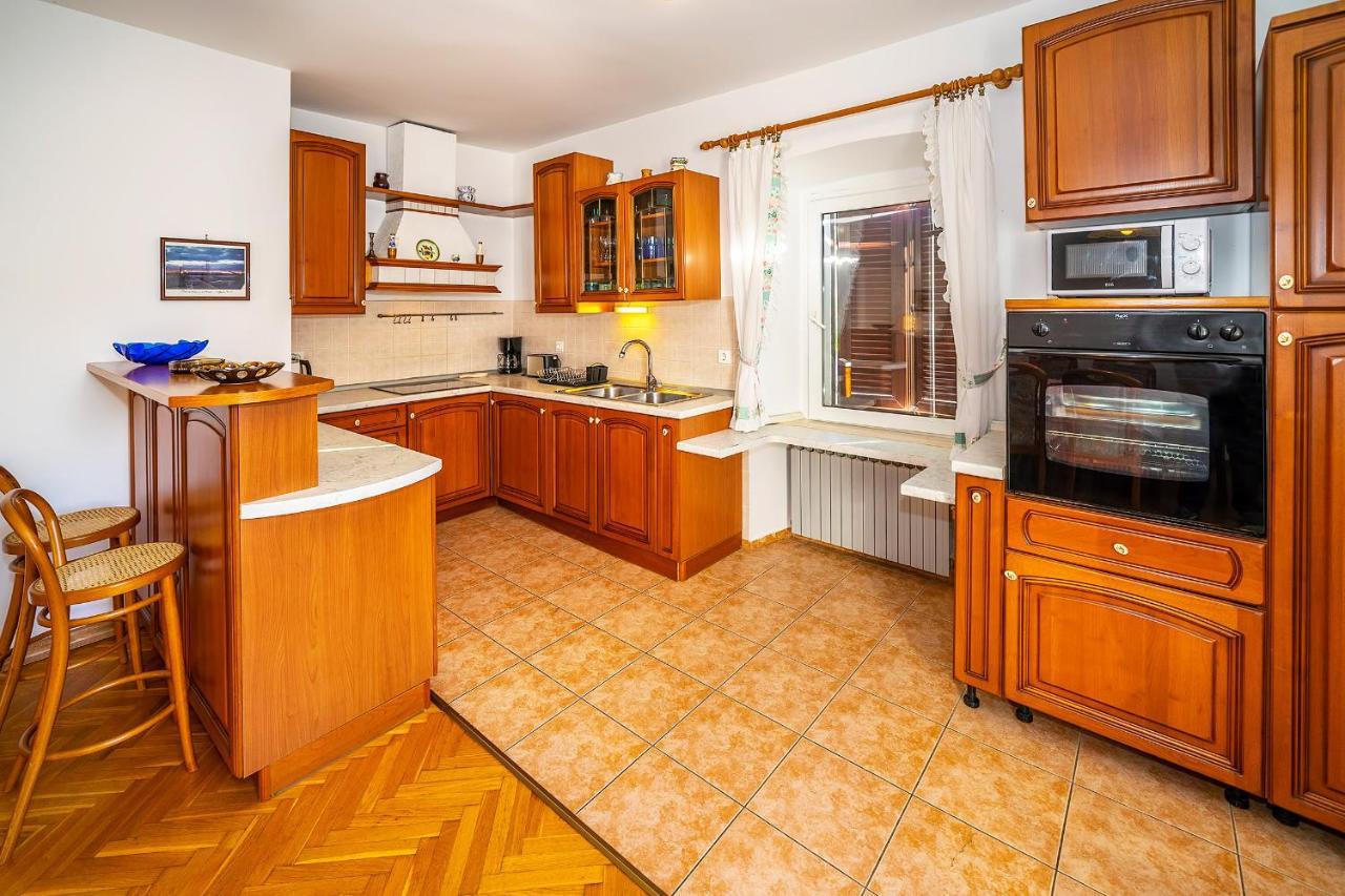 Apartmant Ivan Malinska Exterior foto