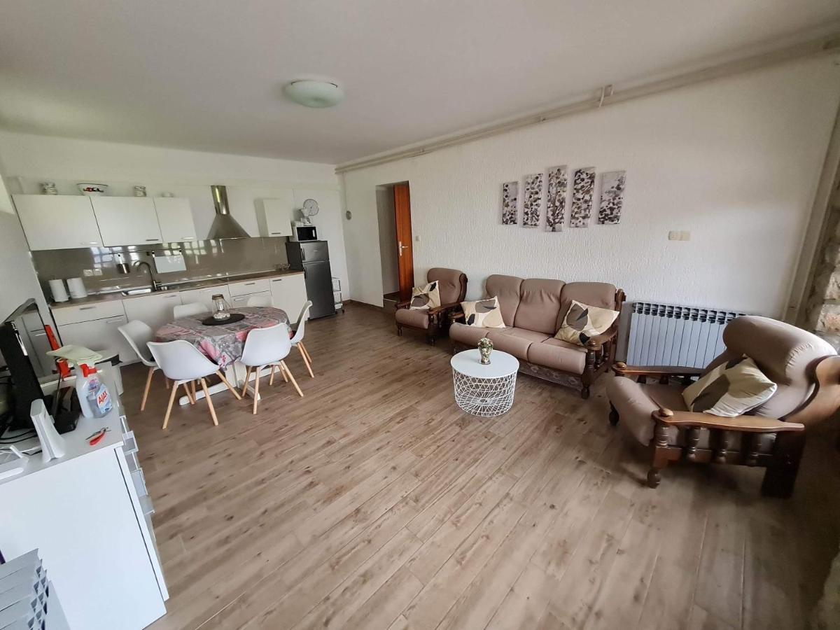 Apartmant Ivan Malinska Exterior foto